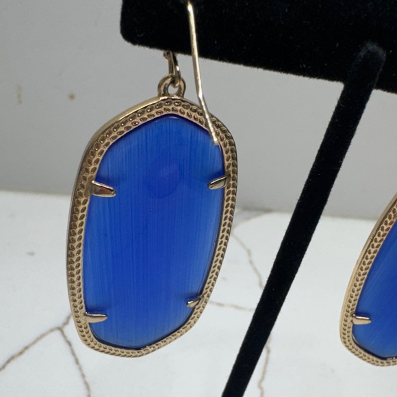 KENDRA SCOTT Elegant Blue and Gold Earrings - Picture 5 of 7